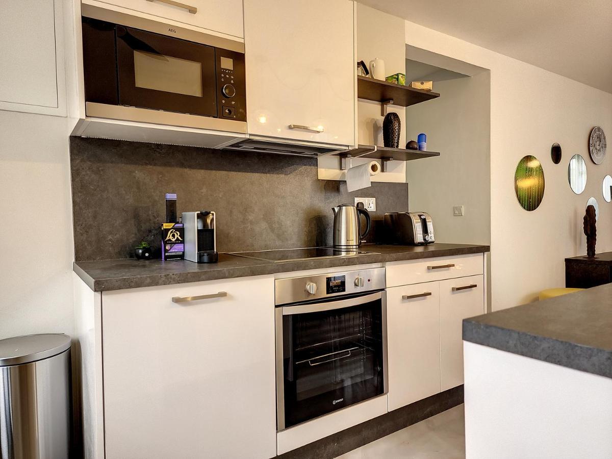 Sunkissed - Brand New Beach Apartment Located 50M From Beach Flic-en-Flacq Exteriér fotografie