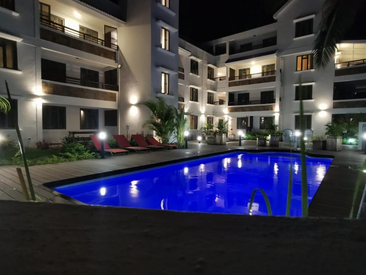 Sunkissed - Brand New Beach Apartment Located 50M From Beach Flic-en-Flacq Exteriér fotografie